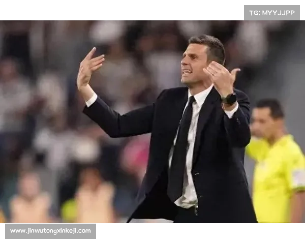 从战术视角解析莫塔在现代足球体系中的中场核心定位与战略价值